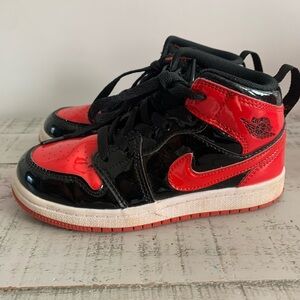 Nike Air Jordan 1 High OG Patent Leather Kids size 12-C